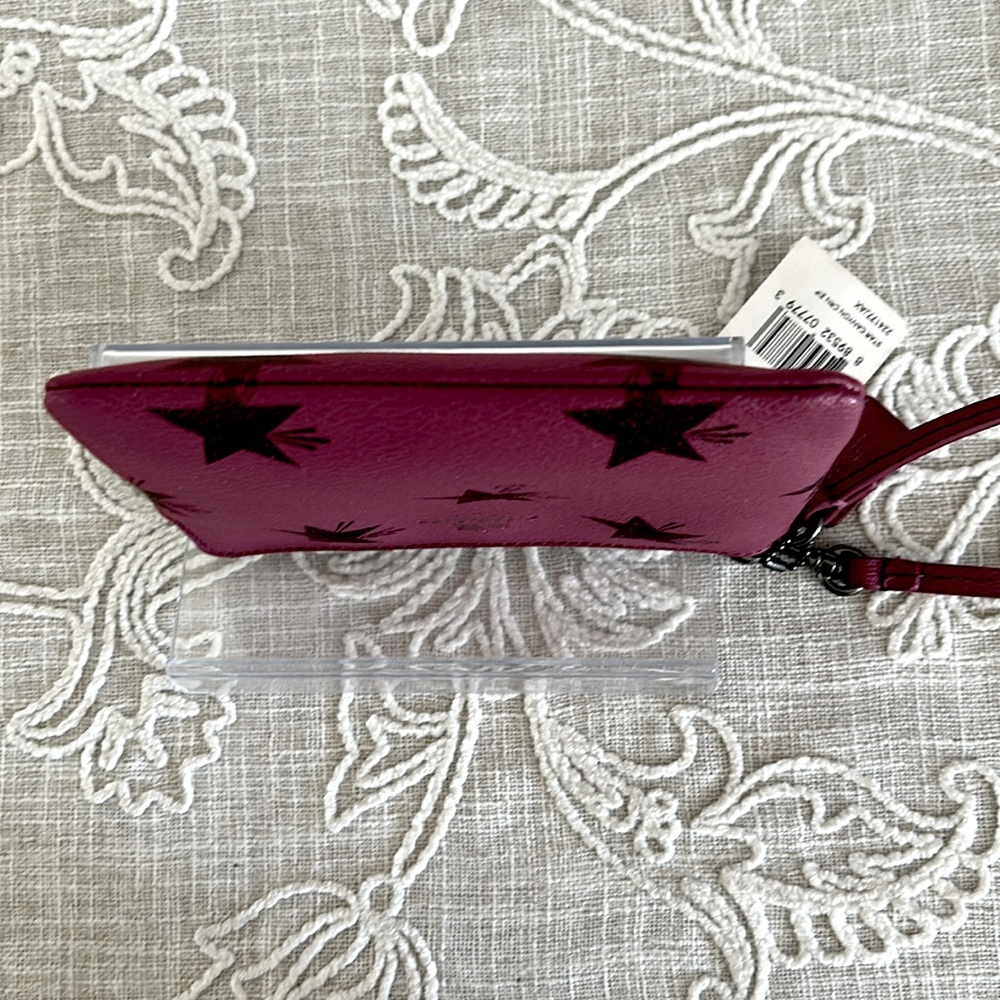 Coach NWT Coated Cranberry Shade Star Canyon Print F64239 Corner Zip Wristlet - Picture 8 of 15